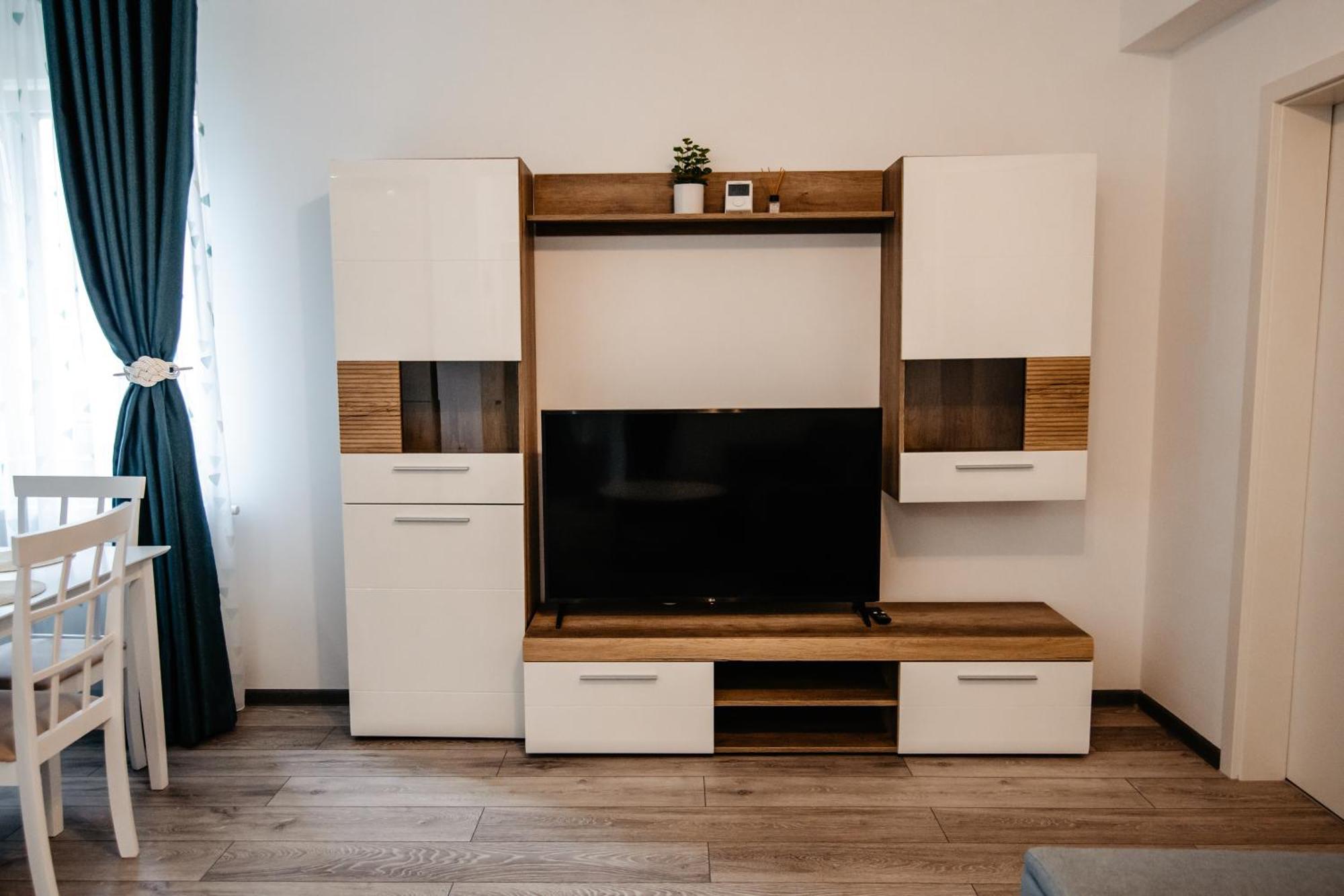 Appartamento Cosmo Mountain Escape W. Private Parking Braşov